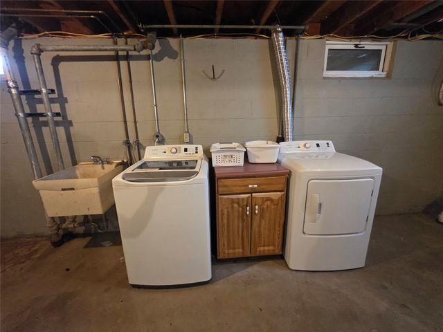 2703 EMERSON Avenue, Erie, PA 16508