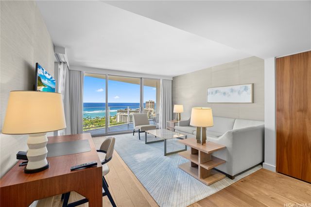 383 Kalaimoku Street 3008, Honolulu, HI 96815
