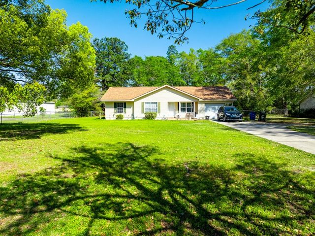 2218 Riverside Ave, Waycross, GA 31501