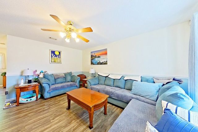 2218 Riverside Ave, Waycross, GA 31501