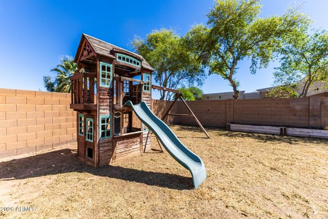 10819 E FLORIAN Avenue, Mesa, AZ 85208