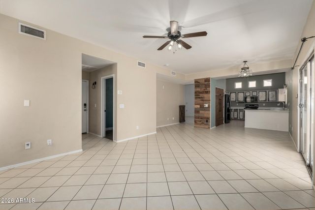 10819 E FLORIAN Avenue, Mesa, AZ 85208