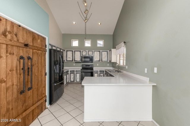 10819 E FLORIAN Avenue, Mesa, AZ 85208