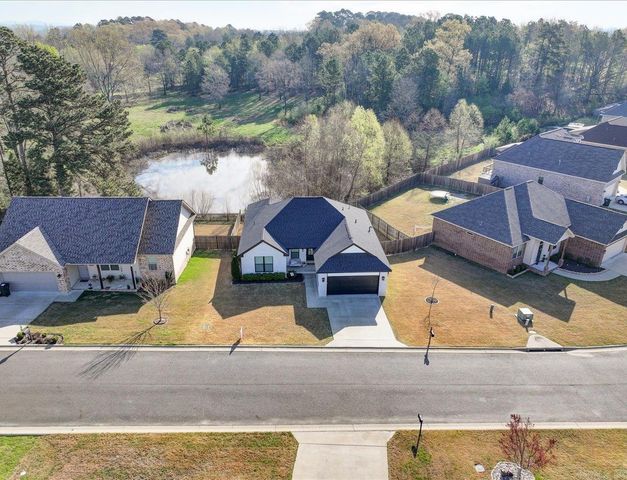 215 Windcrest Cir Circle, Hot Springs, AR 71913