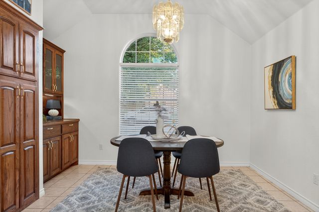 233 Adolphus Avenue, Lake Dallas, TX 75065