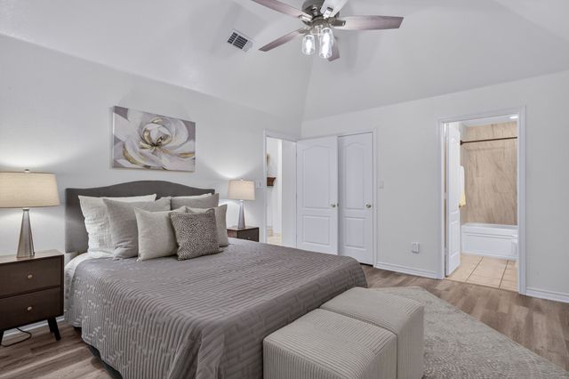 233 Adolphus Avenue, Lake Dallas, TX 75065