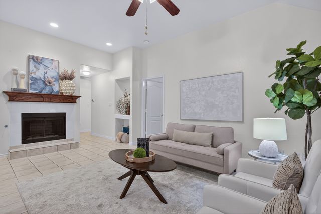 233 Adolphus Avenue, Lake Dallas, TX 75065