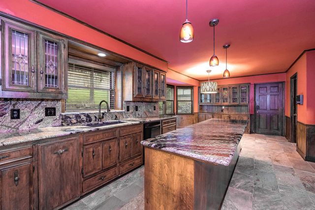 301 Valley Club Circle, Little Rock, AR 72212
