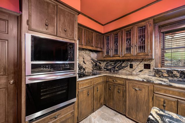 301 Valley Club Circle, Little Rock, AR 72212
