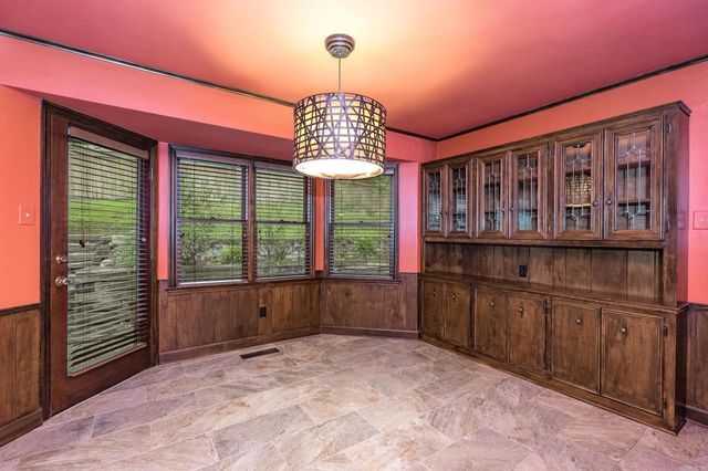 301 Valley Club Circle, Little Rock, AR 72212