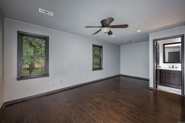 301 Valley Club Circle, Little Rock, AR 72212
