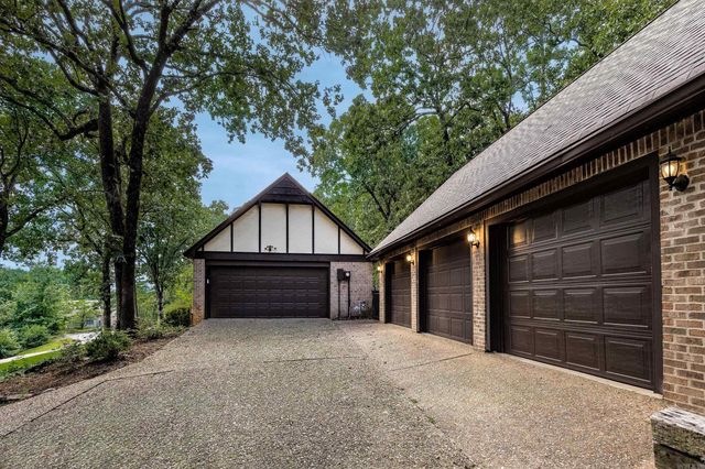 301 Valley Club Circle, Little Rock, AR 72212