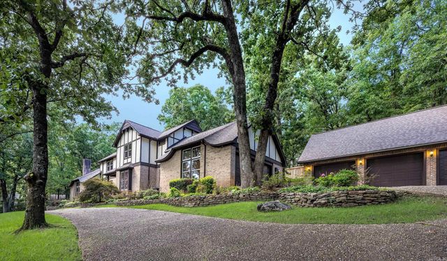 301 Valley Club Circle, Little Rock, AR 72212