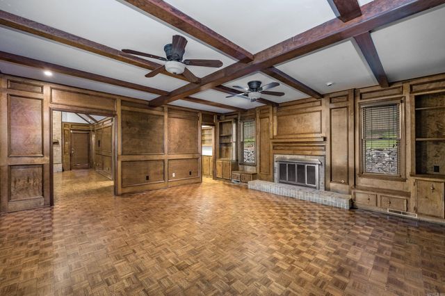 301 Valley Club Circle, Little Rock, AR 72212