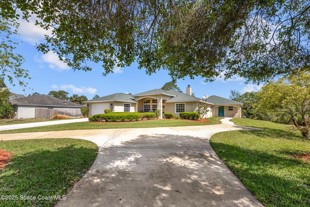 6420 Whispering Lane, Titusville, FL 32780