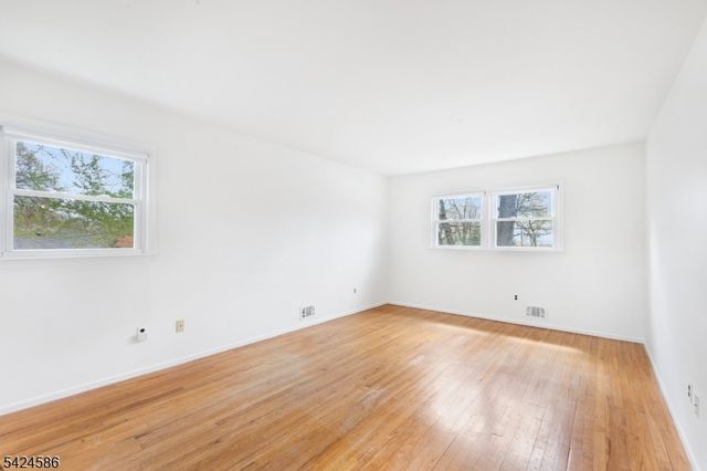 5 Foxwood Ln, Randolph Twp., NJ 07869