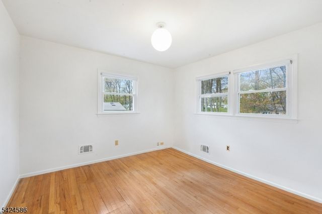 5 Foxwood Ln, Randolph Twp., NJ 07869