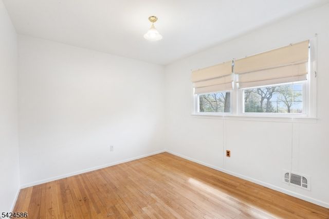 5 Foxwood Ln, Randolph Twp., NJ 07869