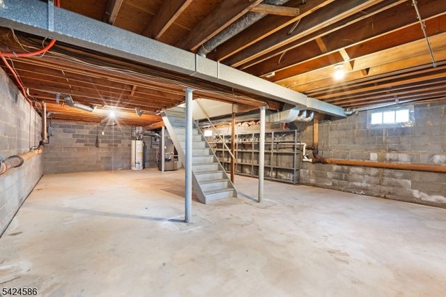 5 Foxwood Ln, Randolph Twp., NJ 07869