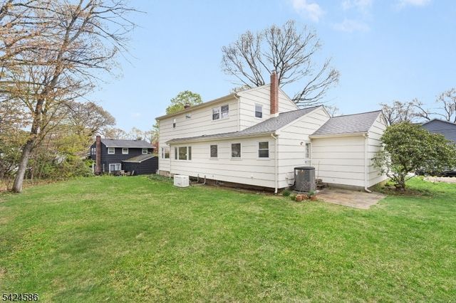 5 Foxwood Ln, Randolph Twp., NJ 07869