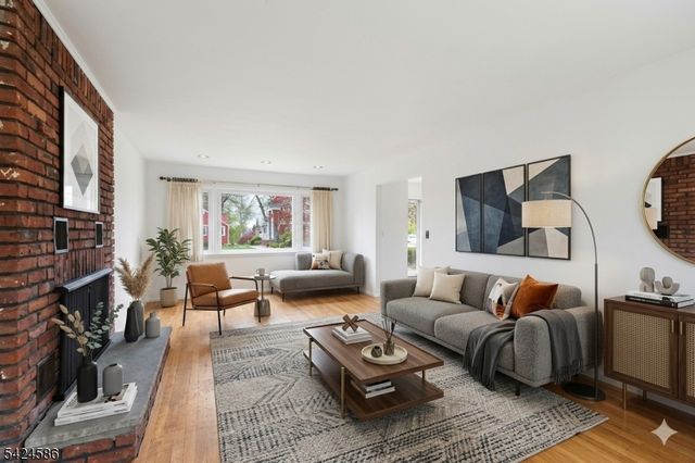 5 Foxwood Ln, Randolph Twp., NJ 07869