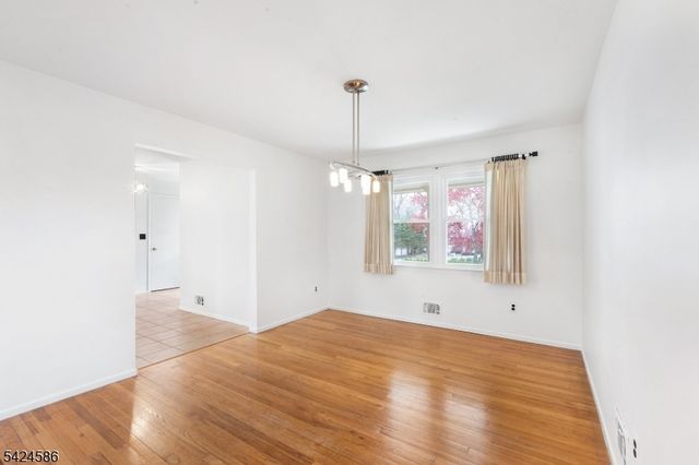 5 Foxwood Ln, Randolph Twp., NJ 07869