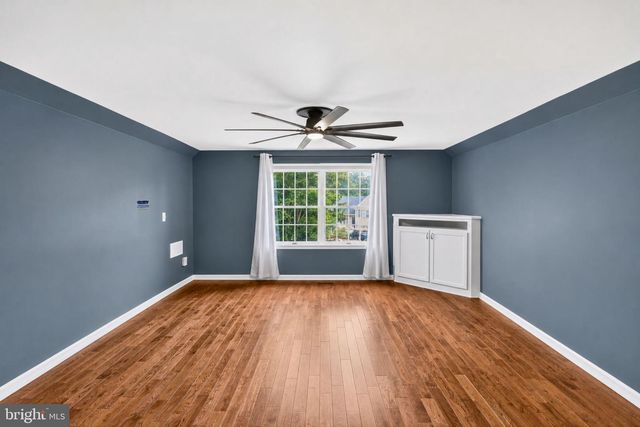 1 TANEY CT, Taneytown, MD 21787