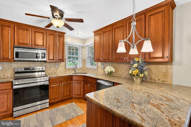 1 TANEY CT, Taneytown, MD 21787