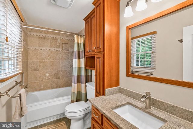 1 TANEY CT, Taneytown, MD 21787