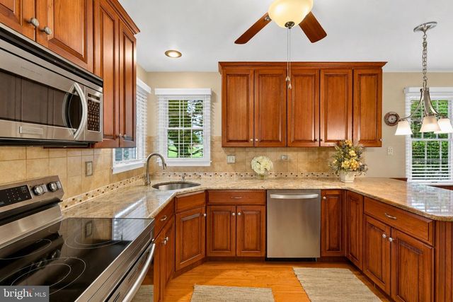 1 TANEY CT, Taneytown, MD 21787