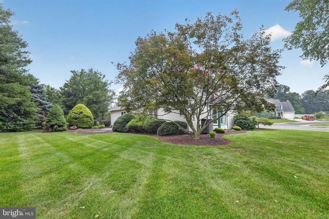 1 TANEY CT, Taneytown, MD 21787