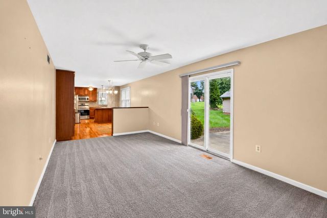 1 TANEY CT, Taneytown, MD 21787