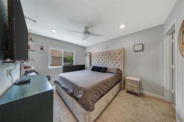 1079 SE 23rd Ter, Homestead, FL 33035
