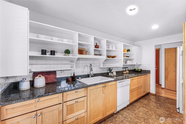 12214 NE 97th Street, Kirkland, WA 98033