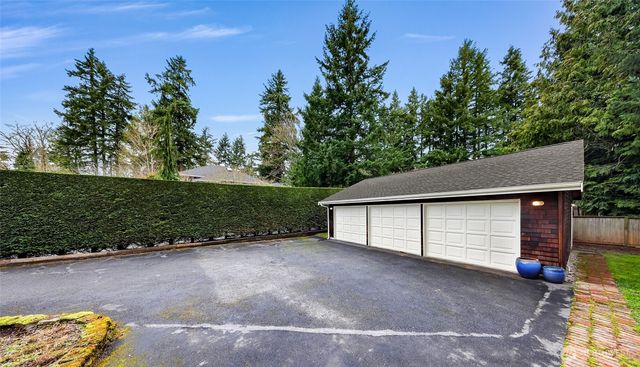 12214 NE 97th Street, Kirkland, WA 98033
