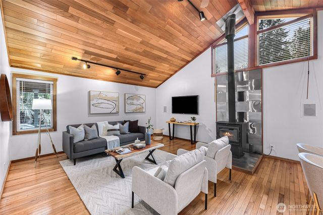 12214 NE 97th Street, Kirkland, WA 98033