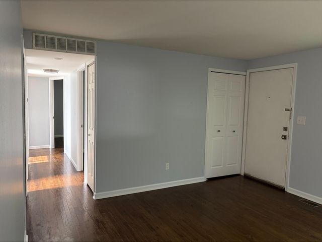 15 Metroview Court, Ann Arbor, MI 48108