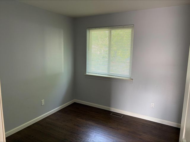 15 Metroview Court, Ann Arbor, MI 48108