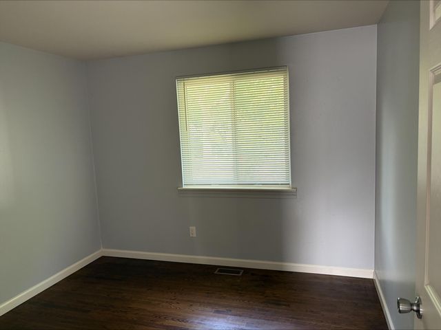 15 Metroview Court, Ann Arbor, MI 48108