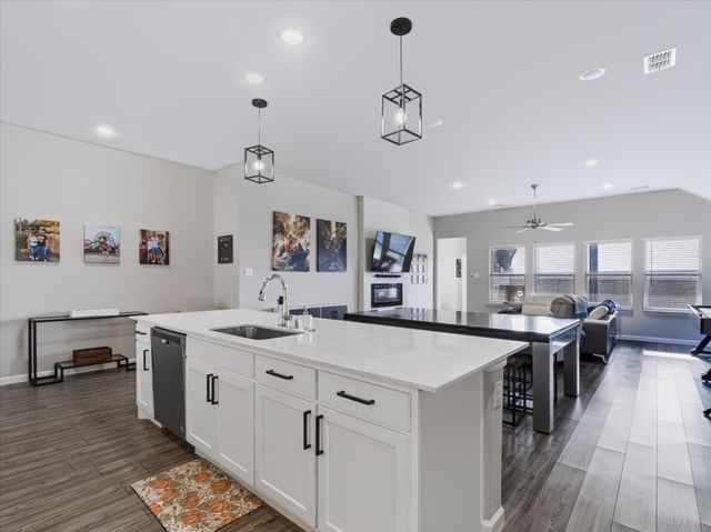 2913 Sunnyside Drive, Celina, TX 75009