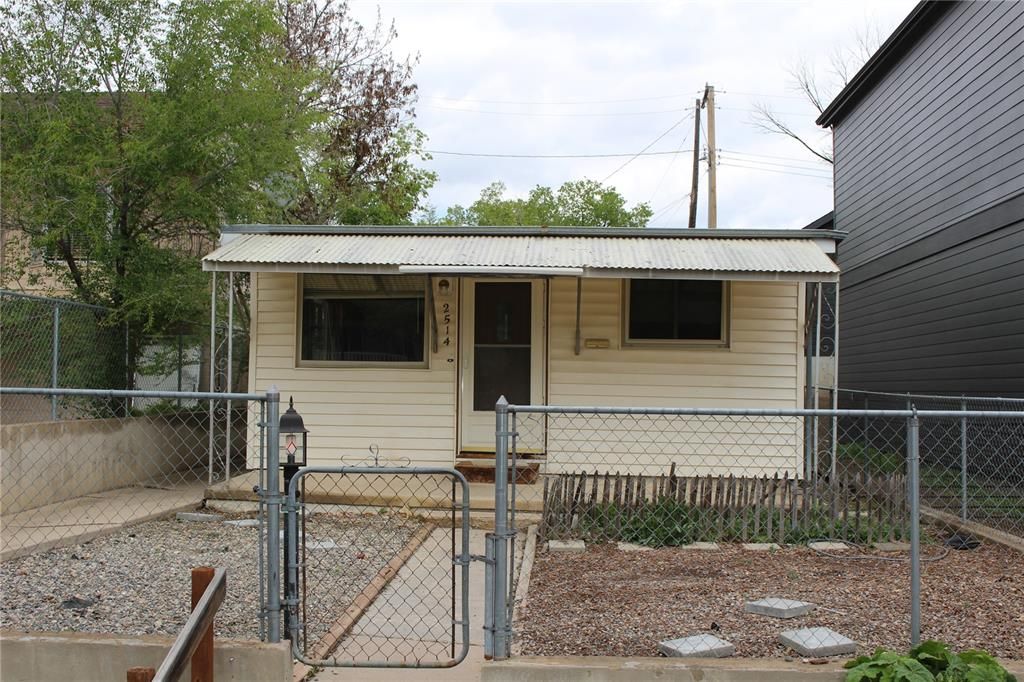 2514 W Bijou Street, Colorado Springs, CO 80904