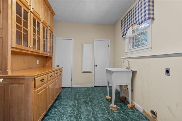 1560 Sever Road, Lawrenceville, GA 30043