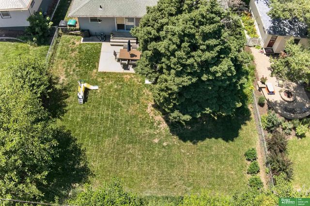 5111 S 94th Avenue, Omaha, NE 68127