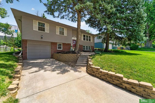5111 S 94th Avenue, Omaha, NE 68127
