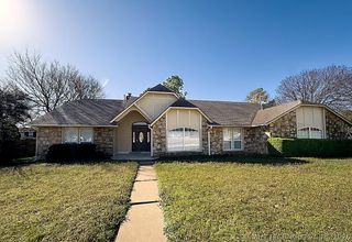 501 E Winston Circle, Broken Arrow, OK 74011