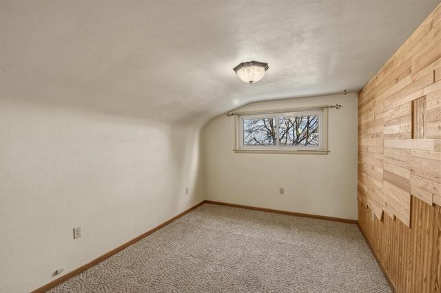 3450 MID VALLEY DRIVE, De Pere, WI 54115