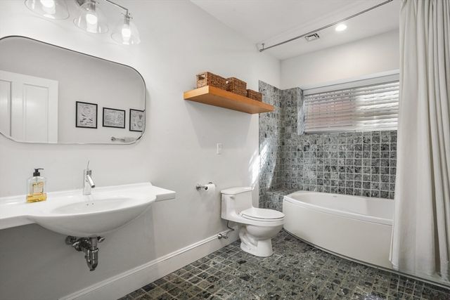 41 Worcester St 1, Boston, MA 02118