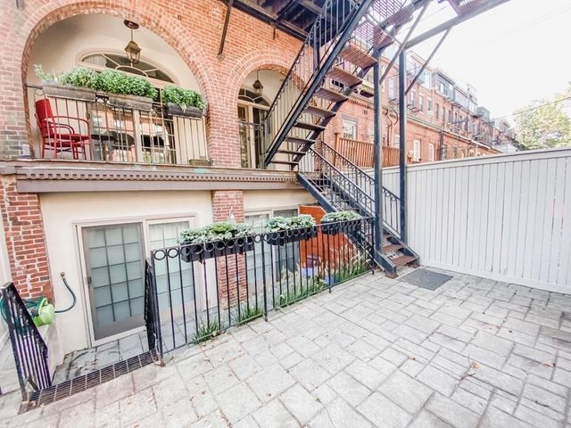 41 Worcester St 1, Boston, MA 02118