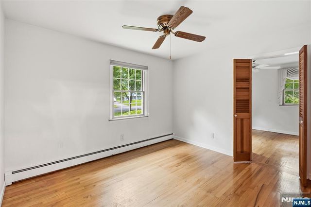 756 Sunset Terrace, Franklin Lakes, NJ 07417