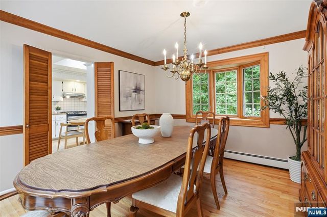 756 Sunset Terrace, Franklin Lakes, NJ 07417